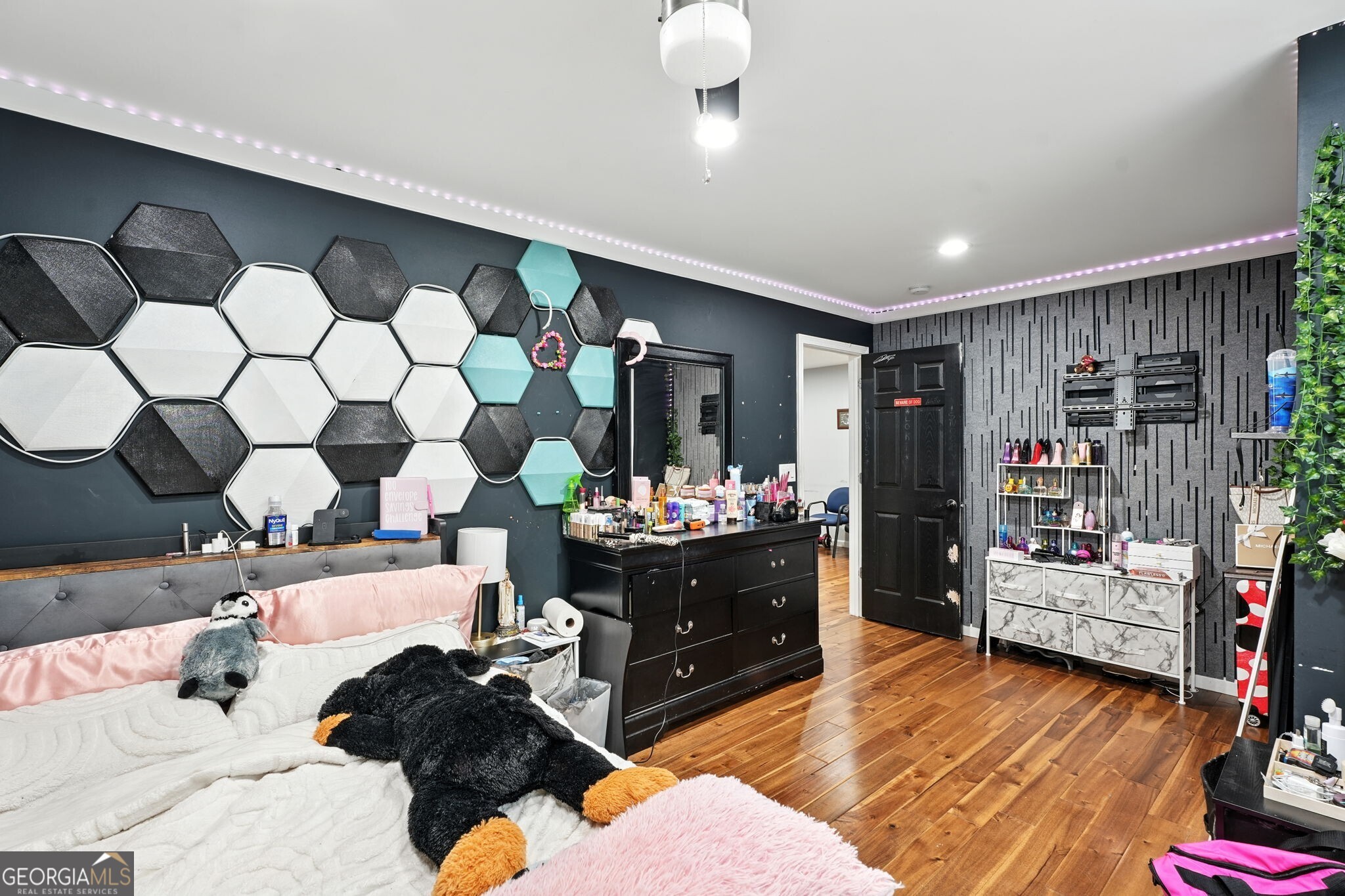 Creekwood Village - Residential