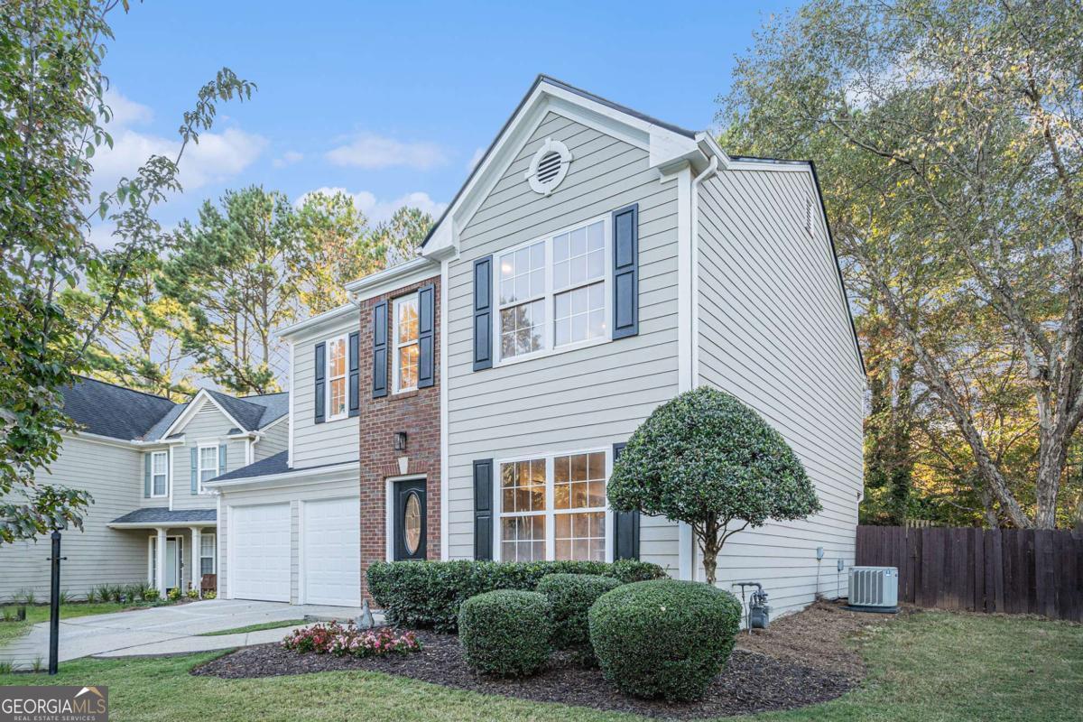 1683 Evanston CIR