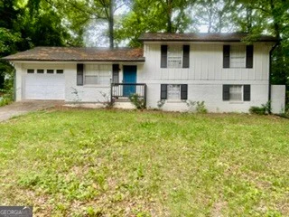 562 Roxbury Drive