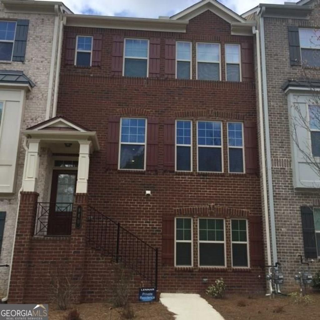 Photo of 840 Ivy Vine Way, Alpharetta, GA 30004 (MLS # 10680699)