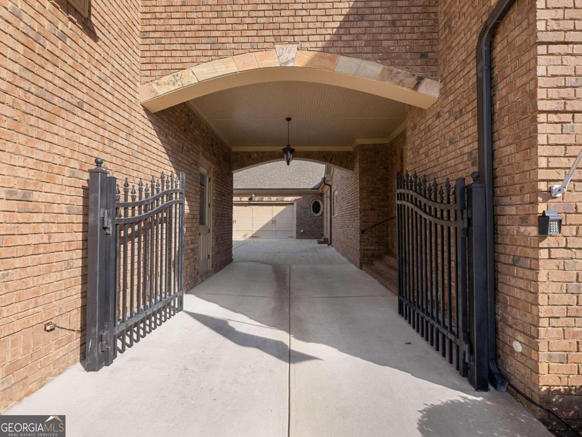 Chateau Elan - Residential