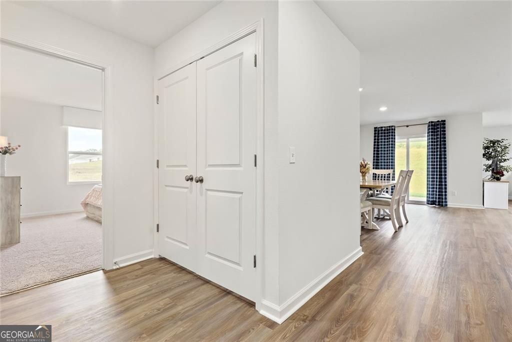 211 Woodlake LNDG