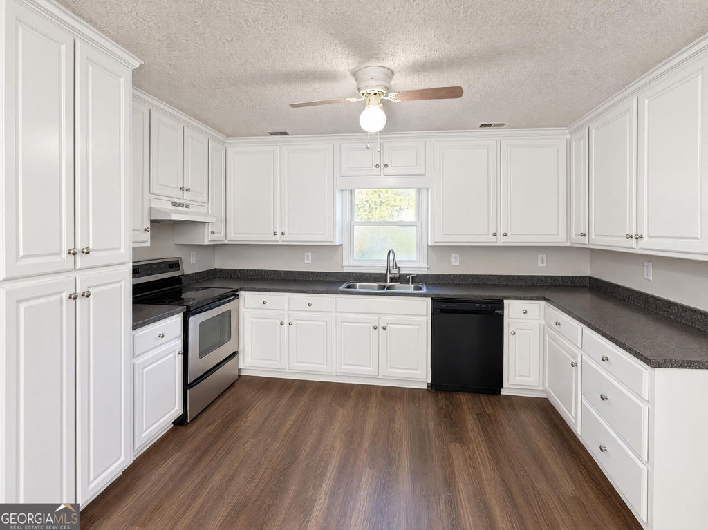 Photo of 3420 Cook Road, Gainesville, GA 30506 (MLS # 10878274)