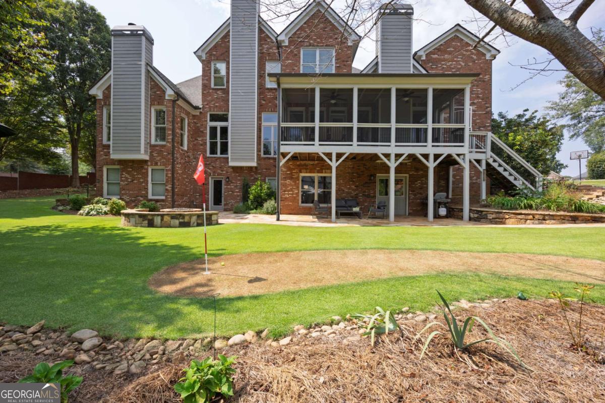 Falkirk Pointe - Residential