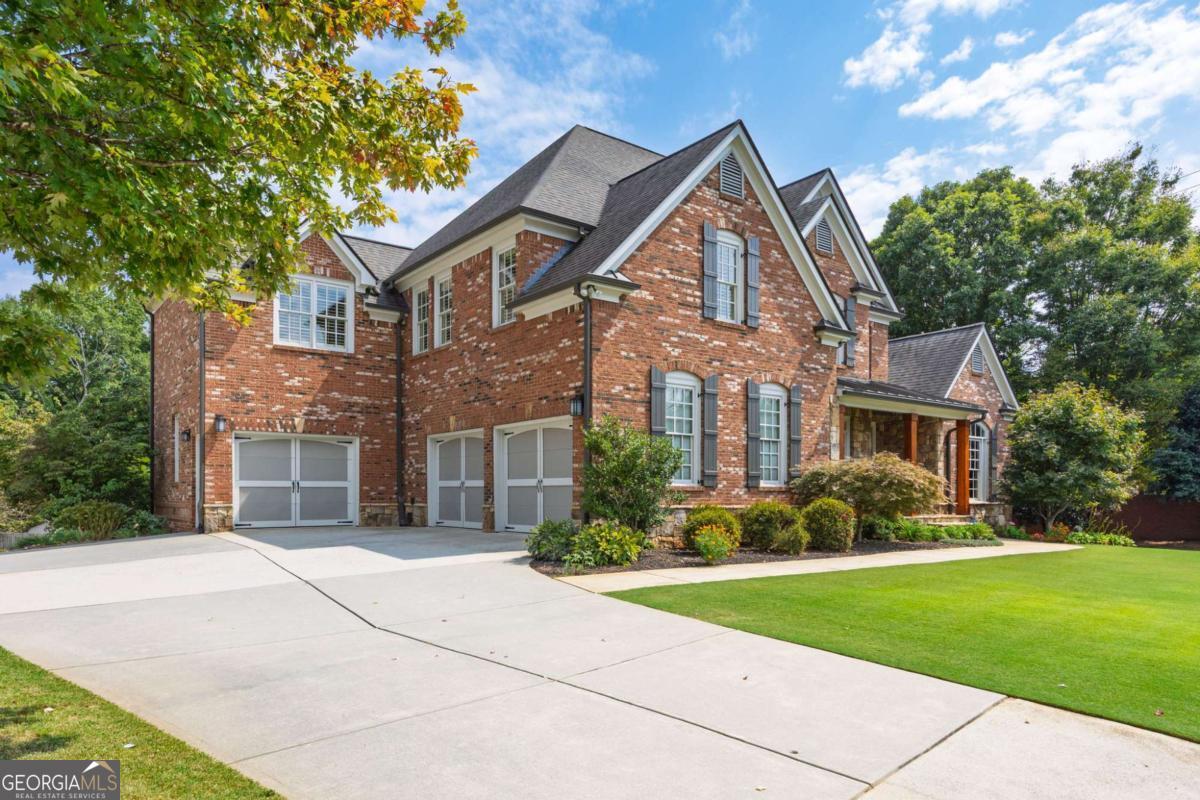 Falkirk Pointe - Residential