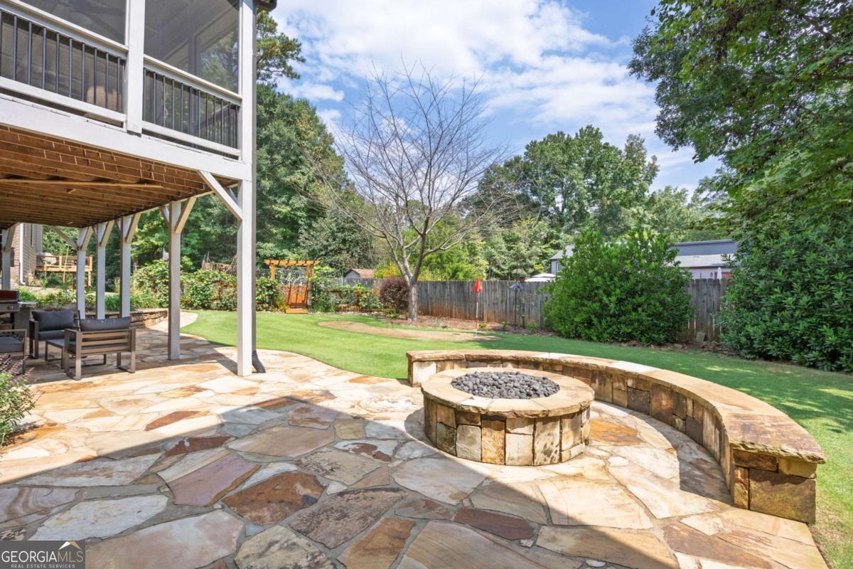 Falkirk Pointe - Residential