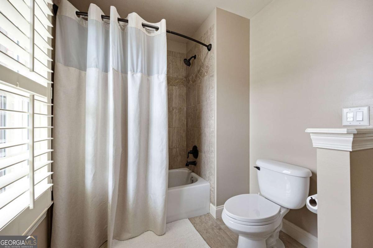 Falkirk Pointe - Residential