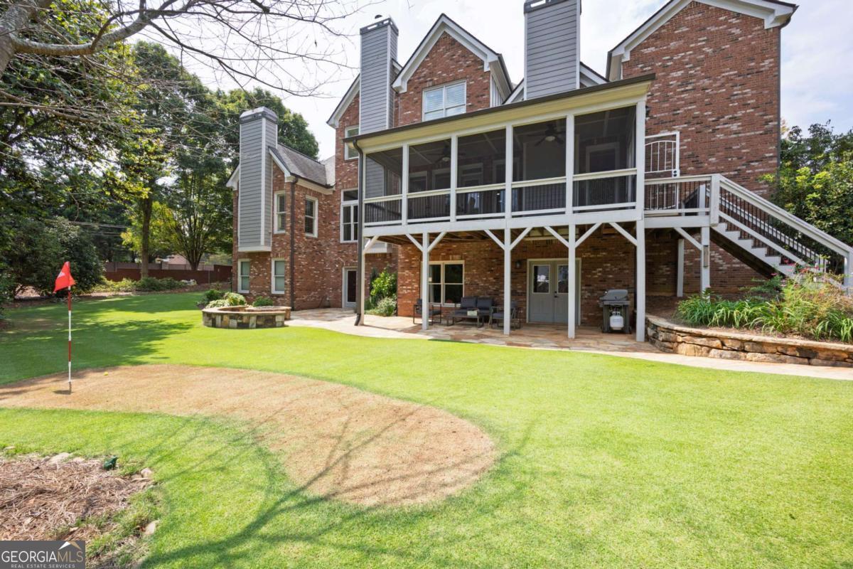 Falkirk Pointe - Residential