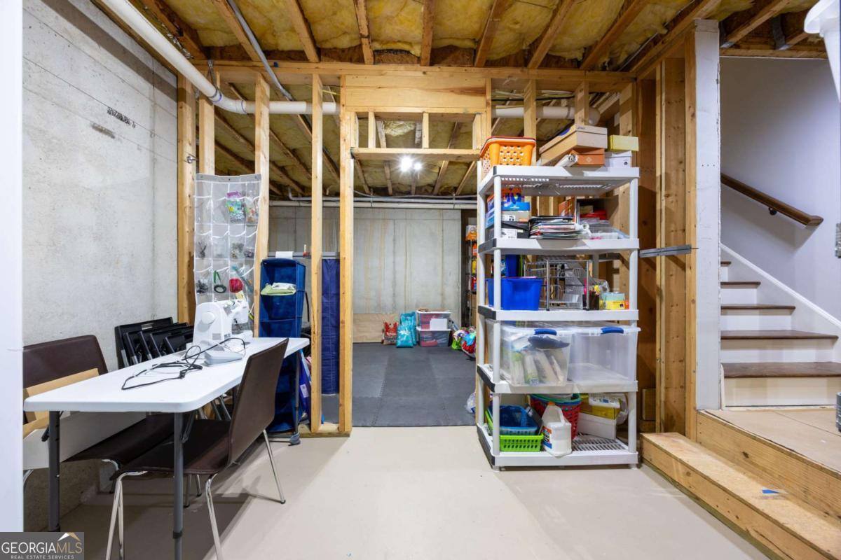 Falkirk Pointe - Residential