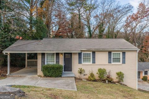 Photo of 3597 Fairlane Drive NW, Atlanta, GA 30331 (MLS # 10708819)