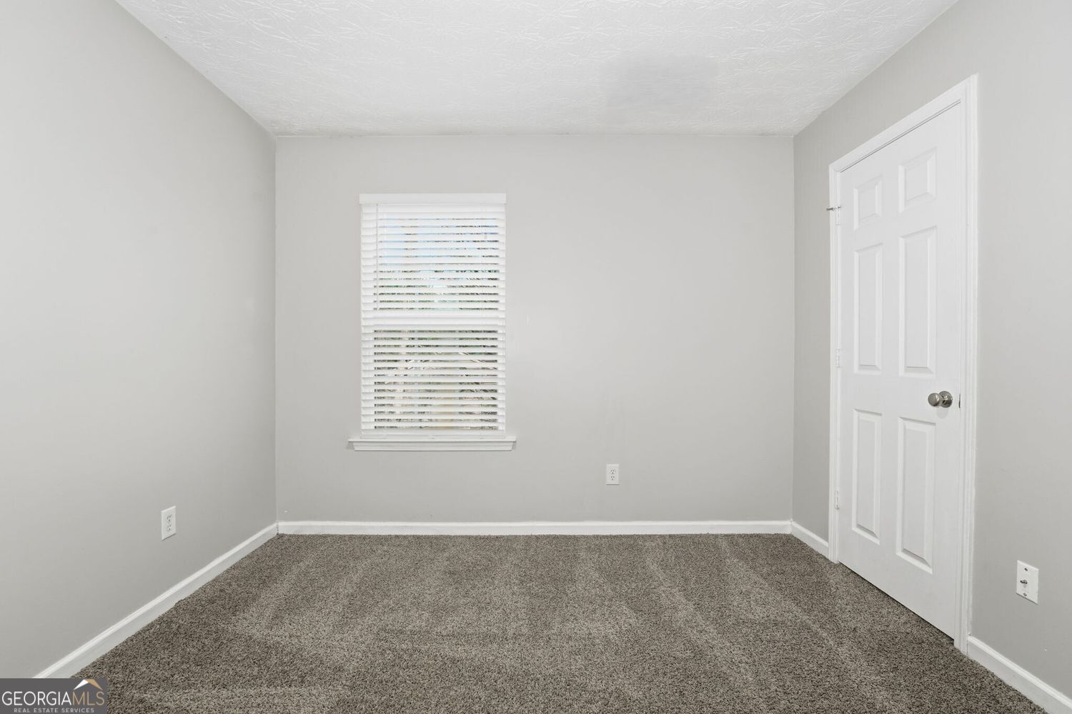 Atlanta, Georgia 30349, United States, 5 Bedrooms Bedrooms, ,3 BathroomsBathrooms,Residential,Active,253464