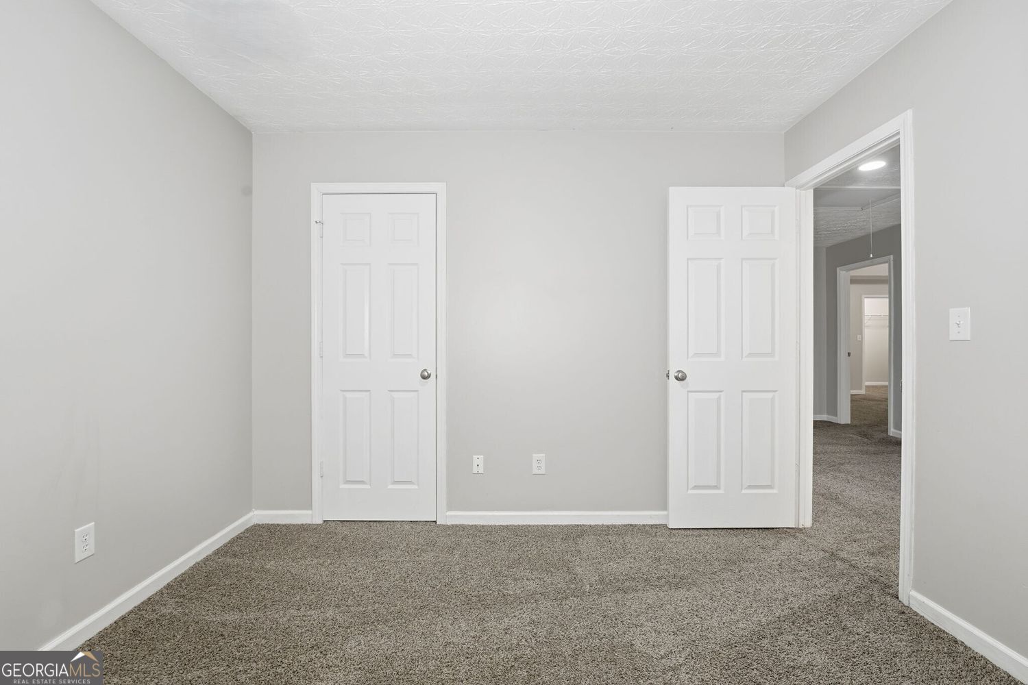 Atlanta, Georgia 30349, United States, 5 Bedrooms Bedrooms, ,3 BathroomsBathrooms,Residential,Active,253464