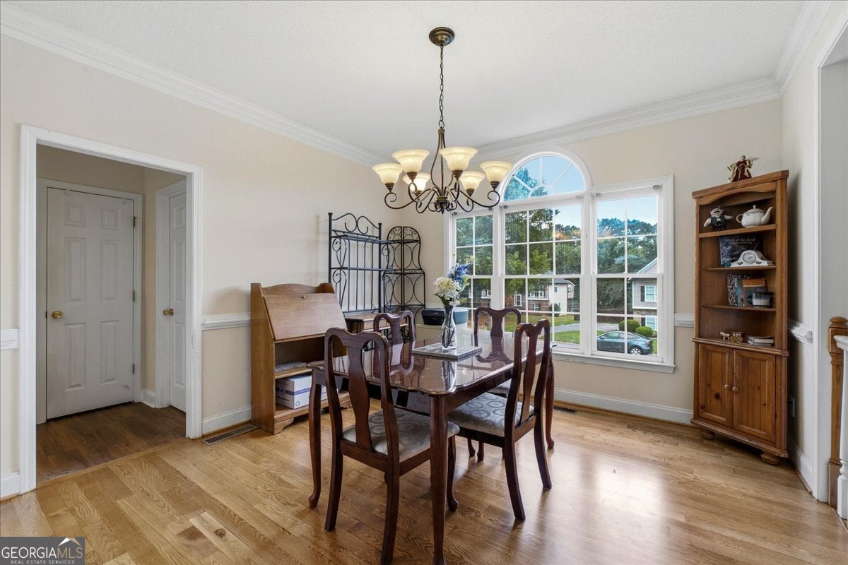 16 Berkshire DR NW