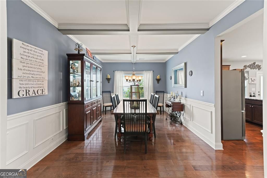 110 Ashbury CIR