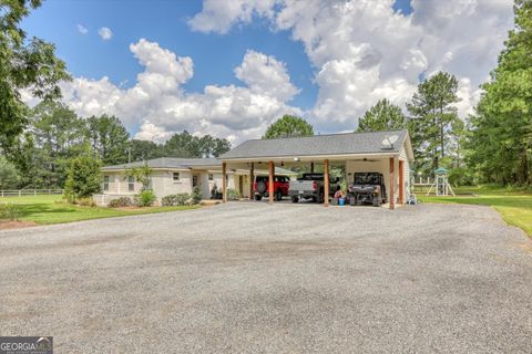 A home in Valdosta