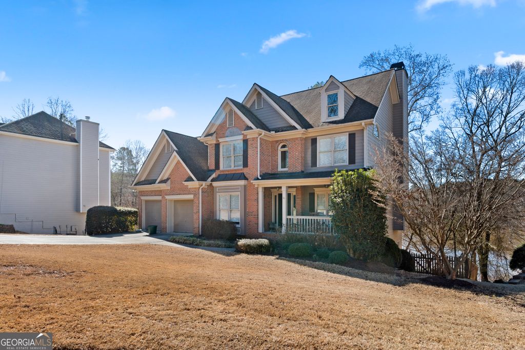 Photo of 325 Morning Mist Walk, Suwanee, GA 30024 (MLS # 10624417)