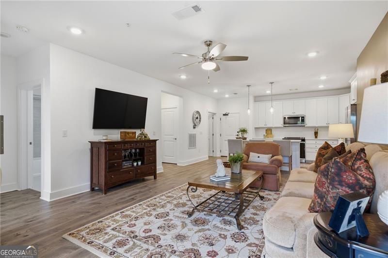 3321 Orwell WAY 3104