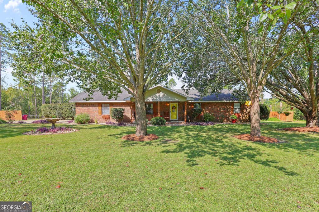 Photo of 142 Sunfish Road, Alma, GA 31510 (MLS # 10832484)