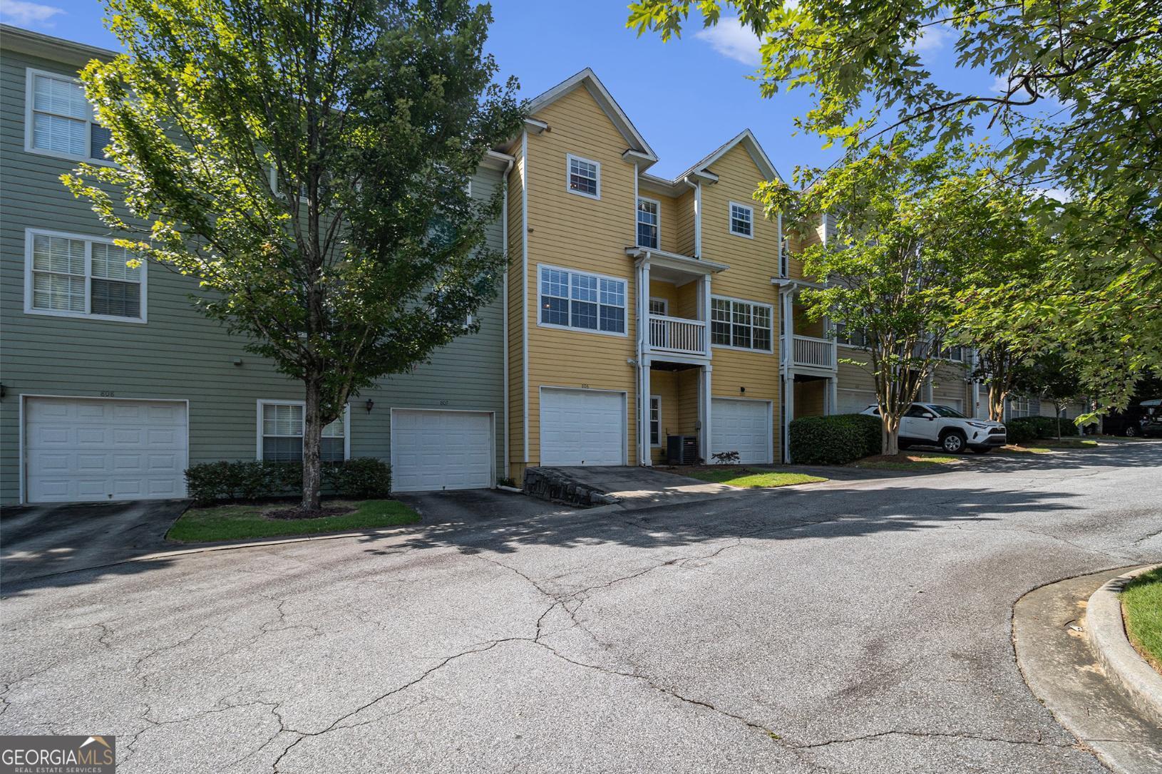 1732 Pryor RD SW 806
