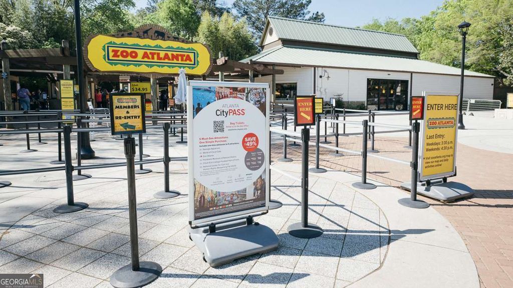 Photo of 1320 Lakota Place, Atlanta, GA 30315 (MLS # 10685409)