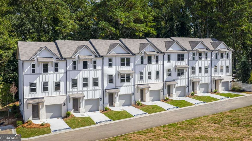 Photo of 1320 Lakota Place, Atlanta, GA 30315 (MLS # 10685409)