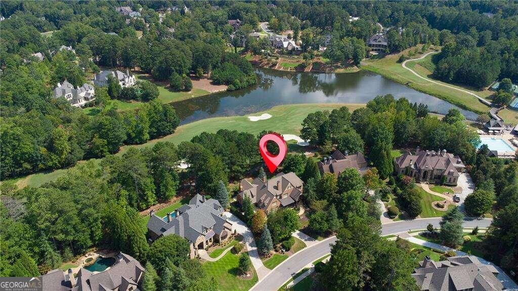 858 MIDDLE FORK TRL