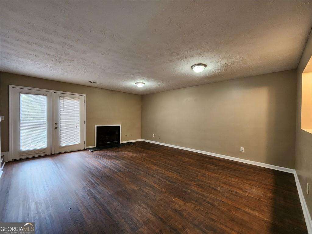 3547 Main Station DR SW