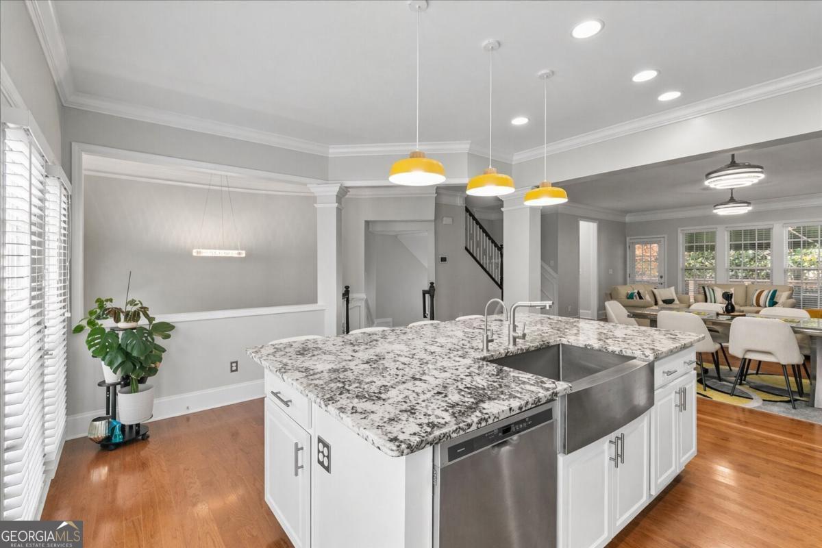 2872 Overlook WAY NE