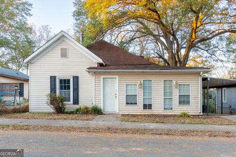 Photo of 1829 Williams Avenue, East Point, GA 30344 (MLS # 10652861)