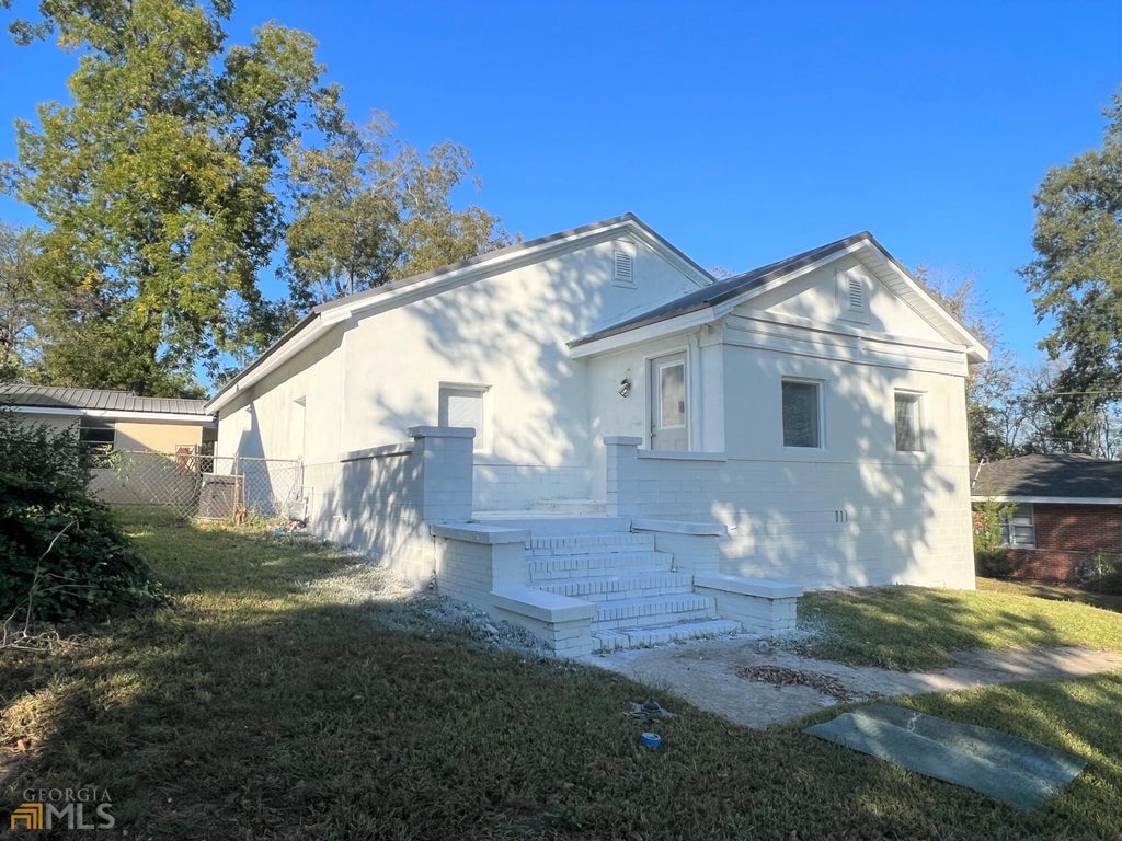 Photo of 500 Liberty Street N, Milledgeville, GA 31061 (MLS # 10838586)