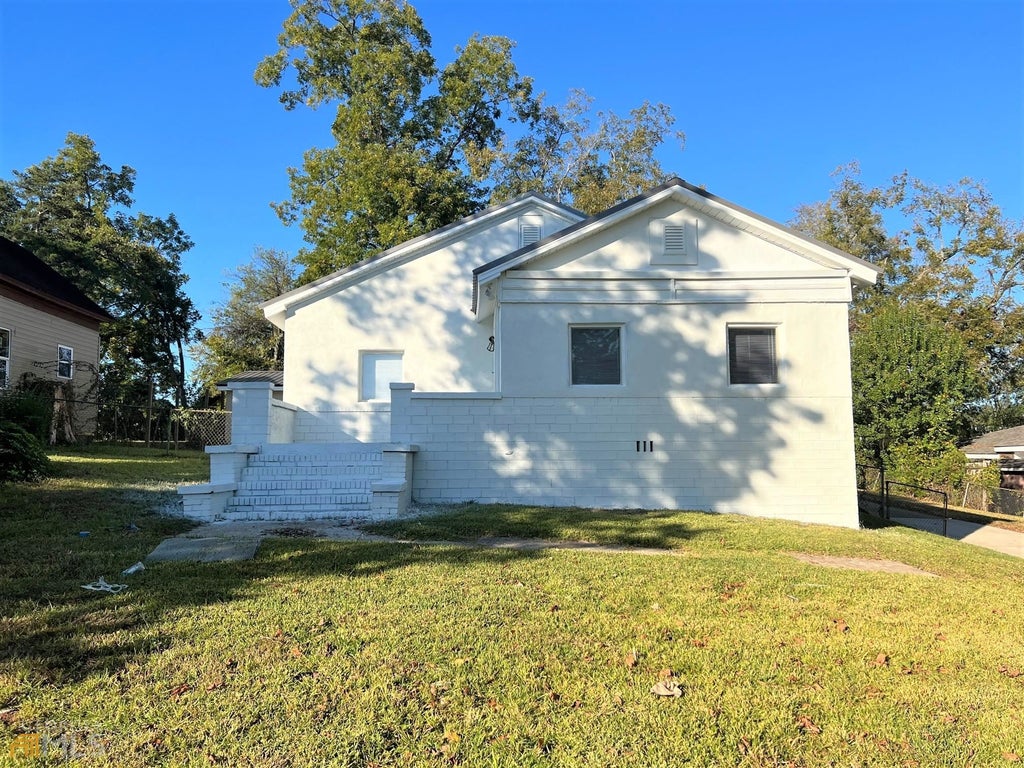 Photo of 500 Liberty Street N, Milledgeville, GA 31061 (MLS # 10838586)