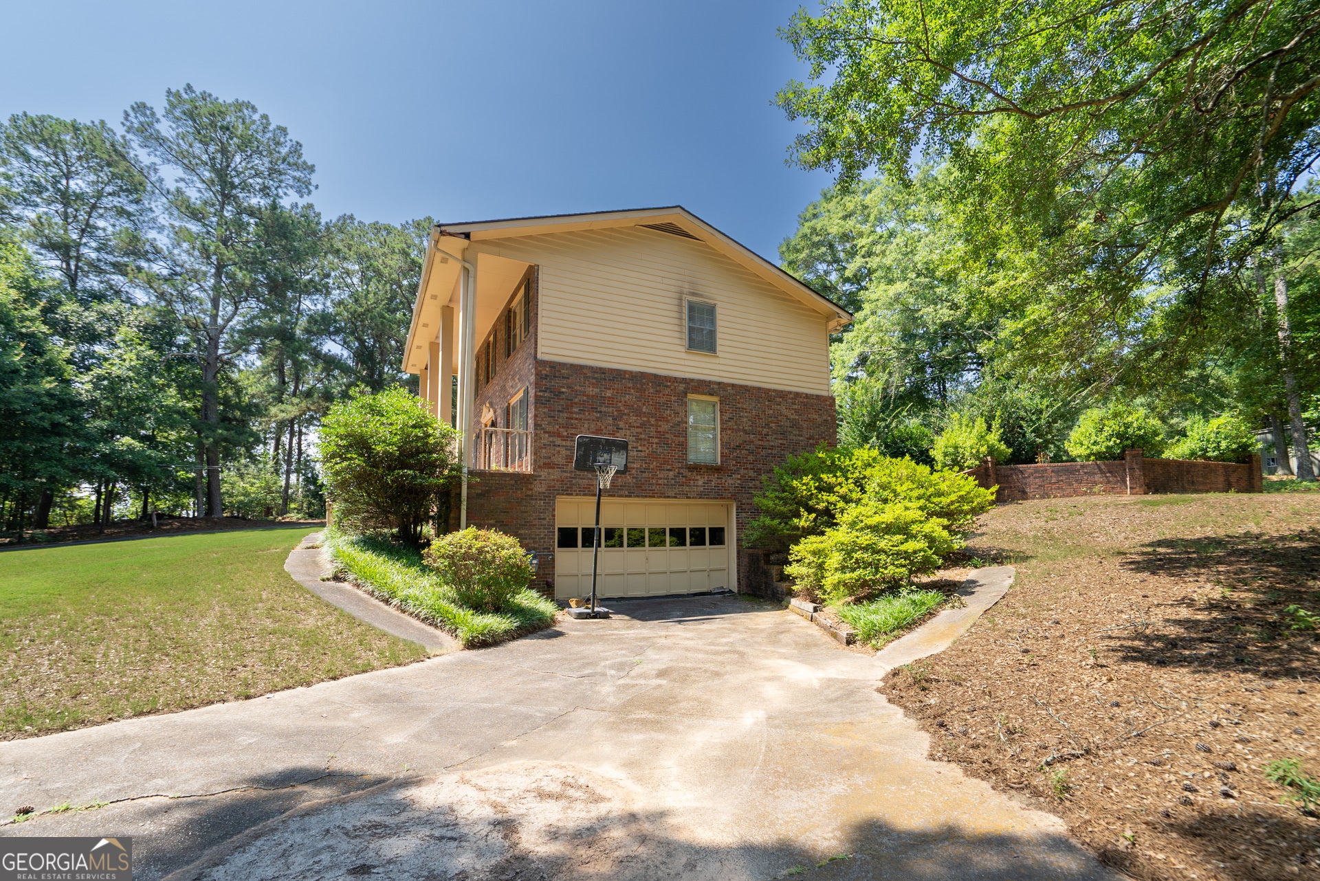 3460 Highway 81