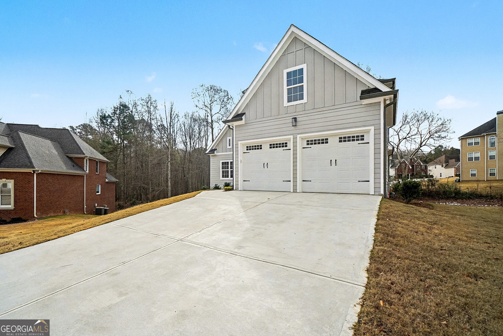 3387 Surveyor CT