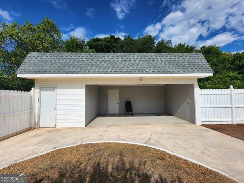 A home in Thomaston