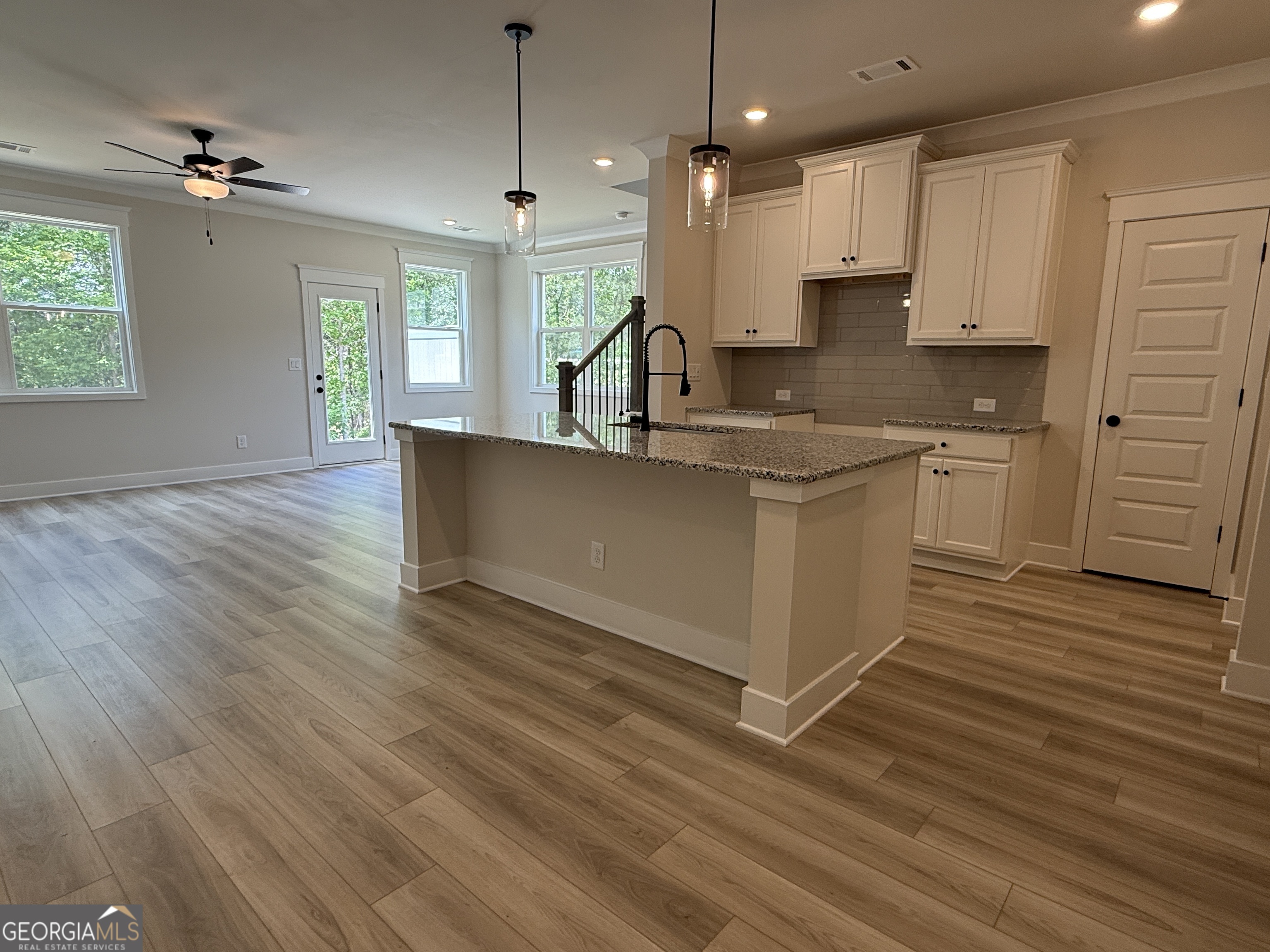 331 Brook Landing CIR