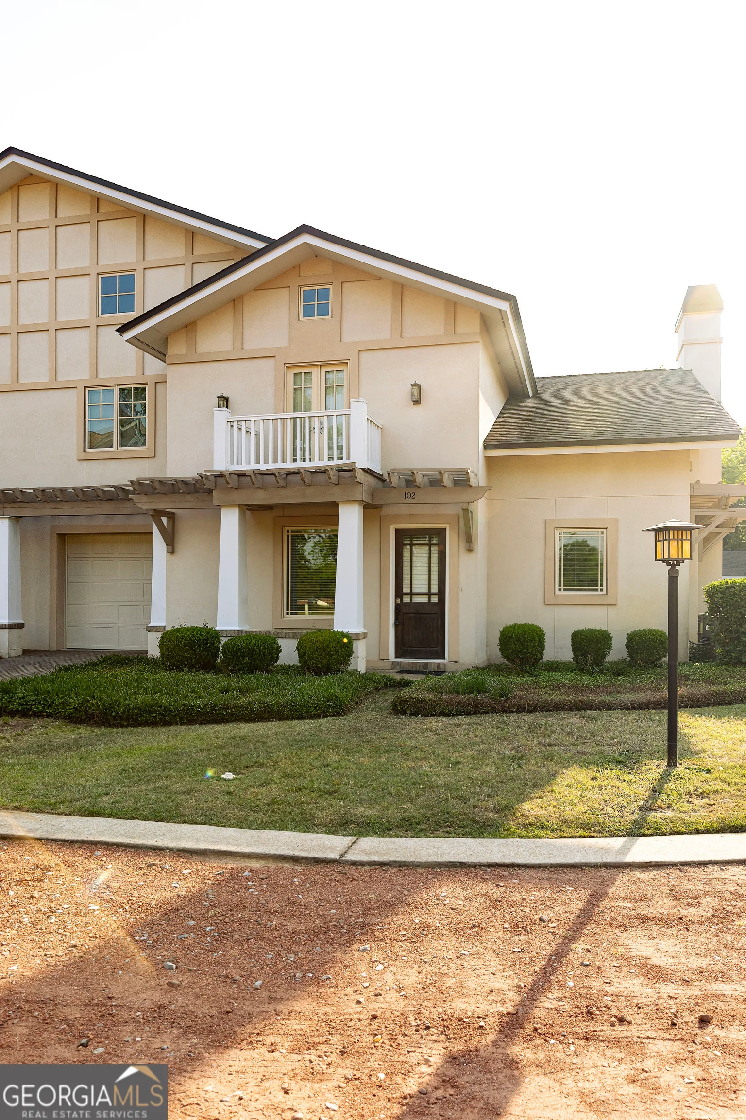 102 Arbor Court