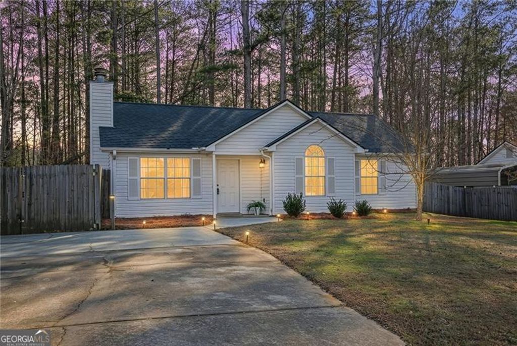 Photo of 7000 Crooked O Trail, Gainesville, GA 30506 (MLS # 10688877)