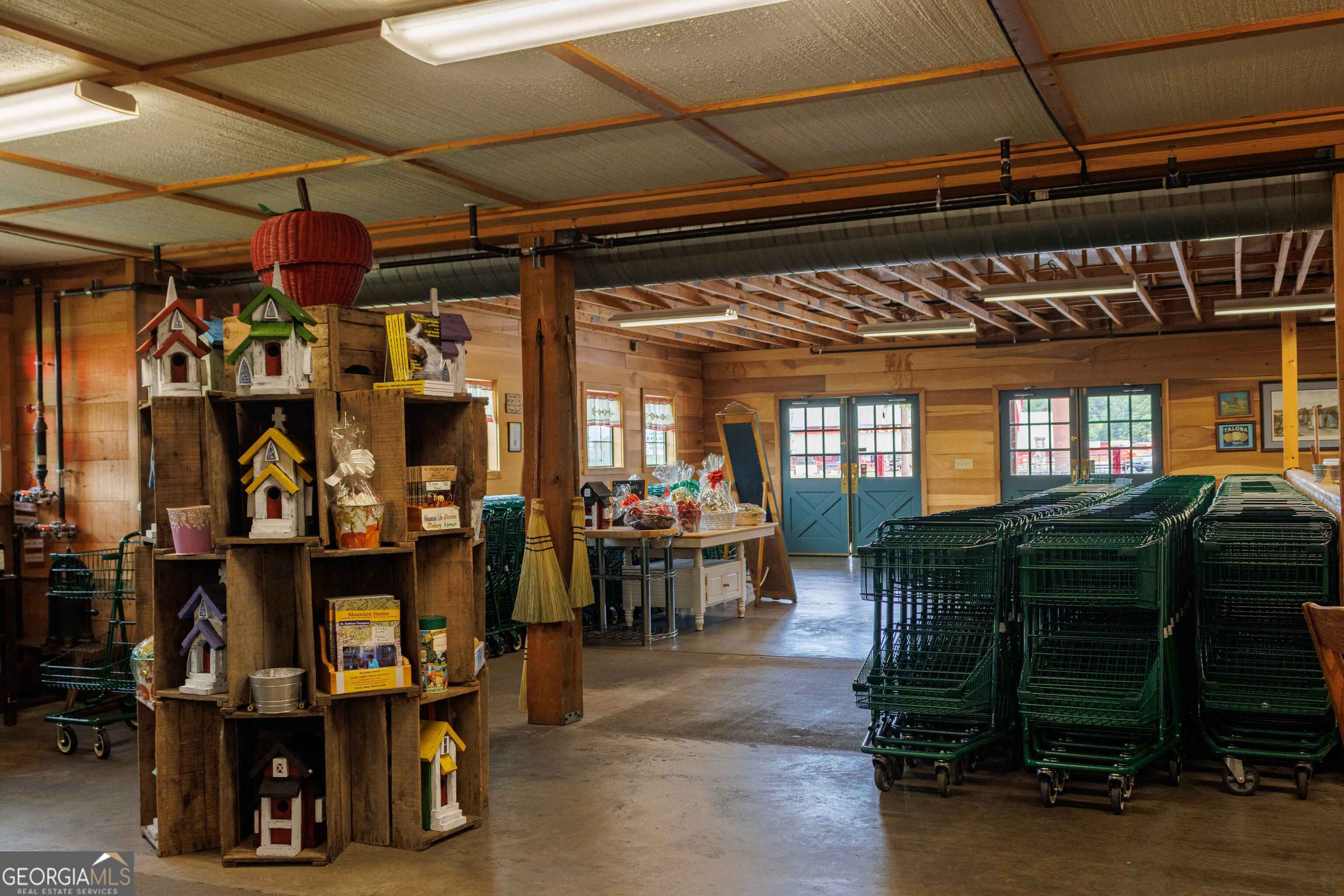 Panorama Farm Market - Commercial Sale