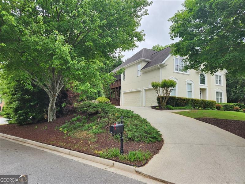 365 AUTUMN BREEZE DR