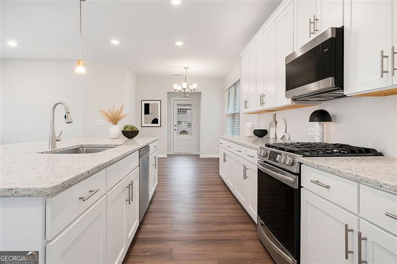 Envoy At Decatur - Residential