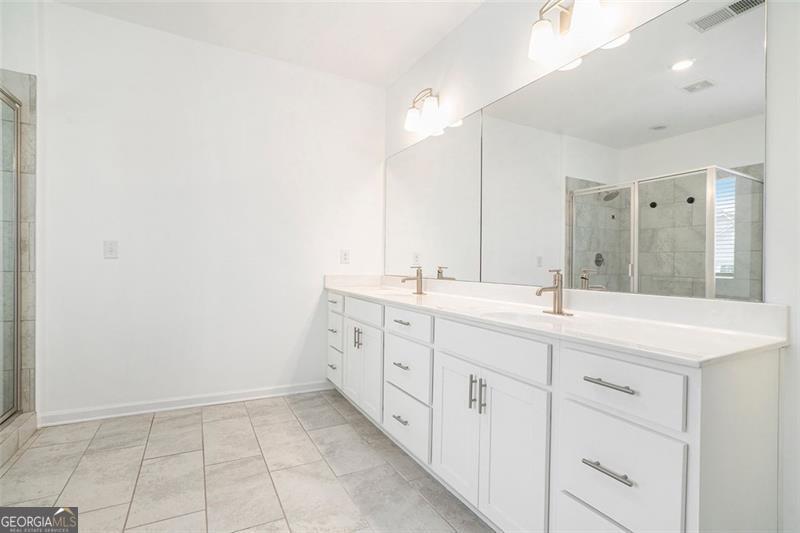 Envoy At Decatur - Residential
