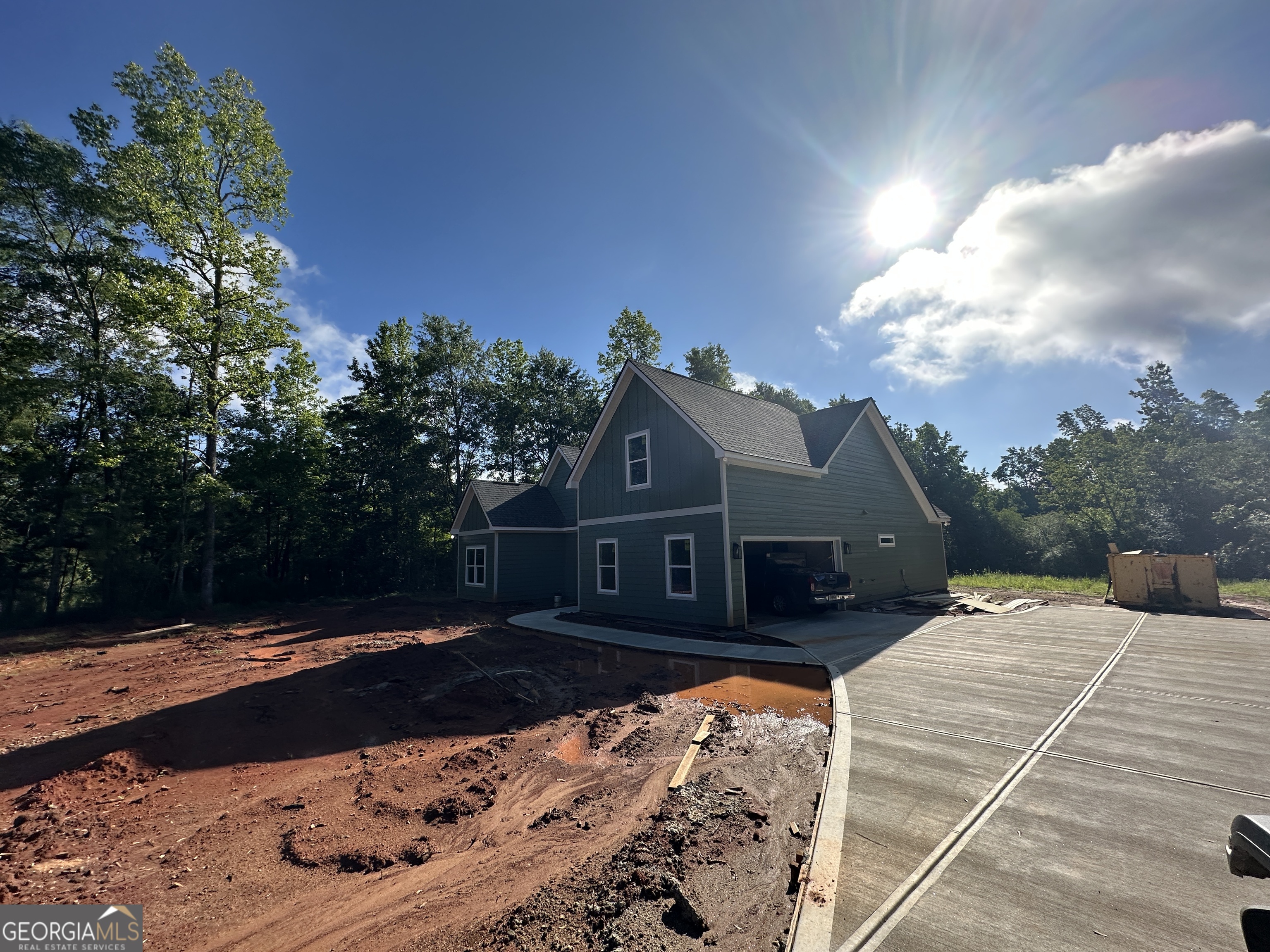 904 Highway 36 W