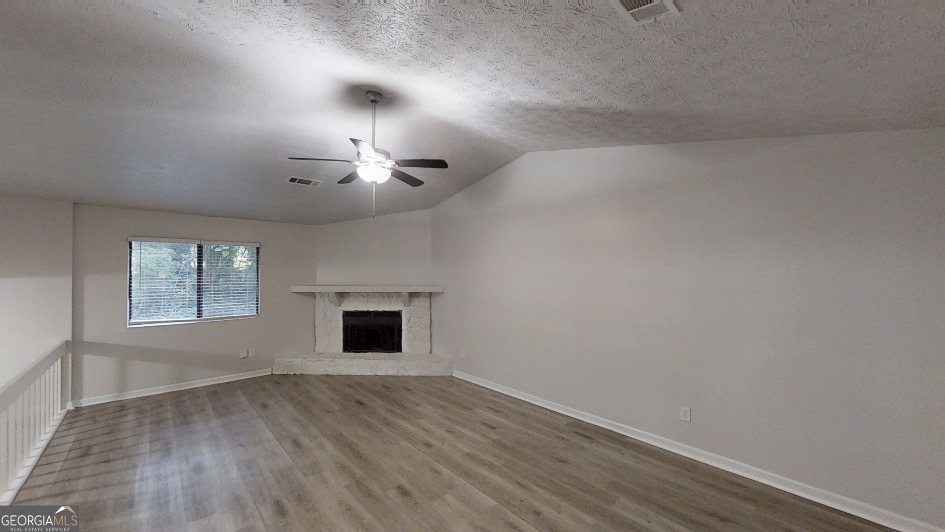 733 Emerald Forest CIR