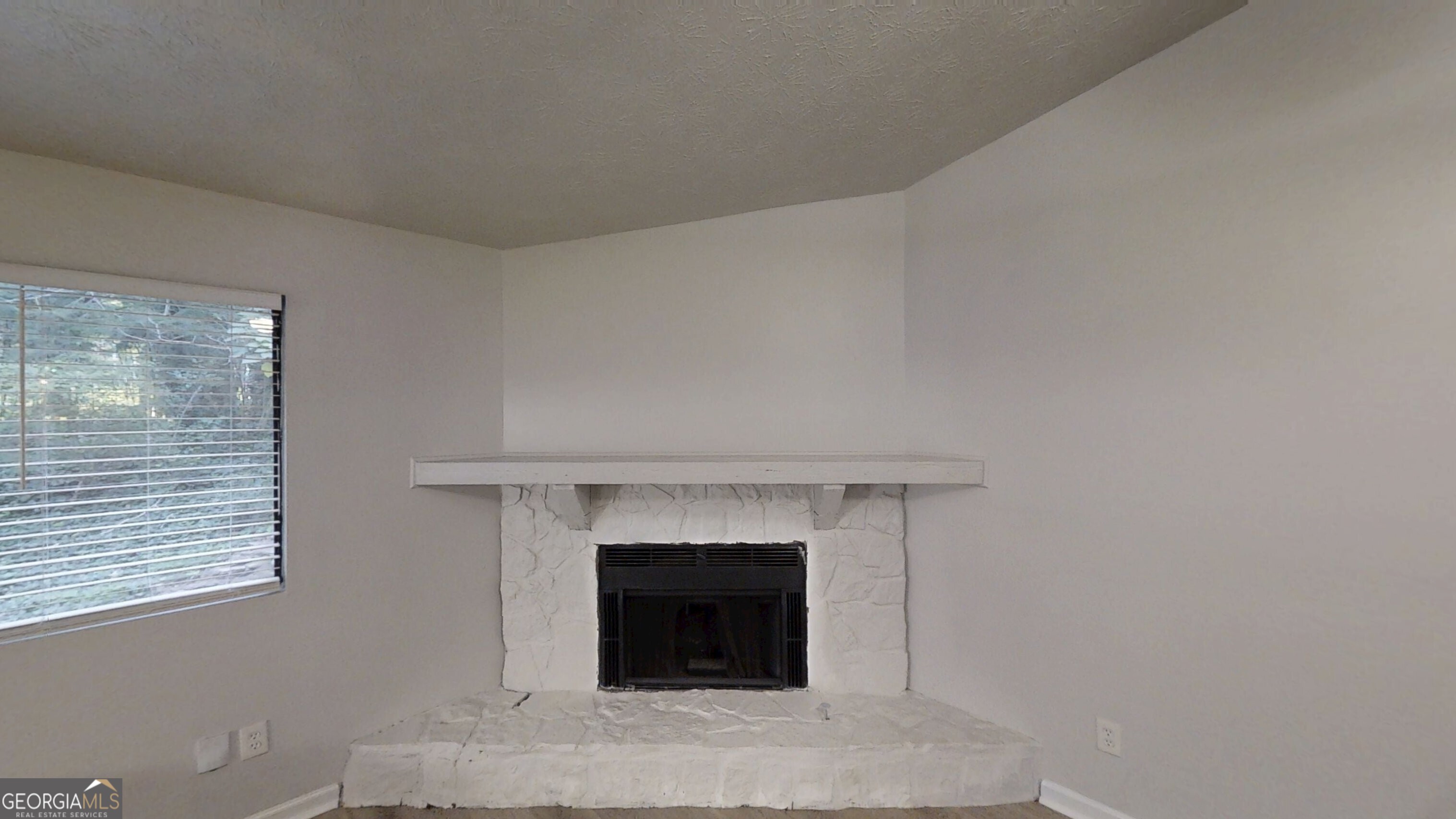 733 Emerald Forest CIR