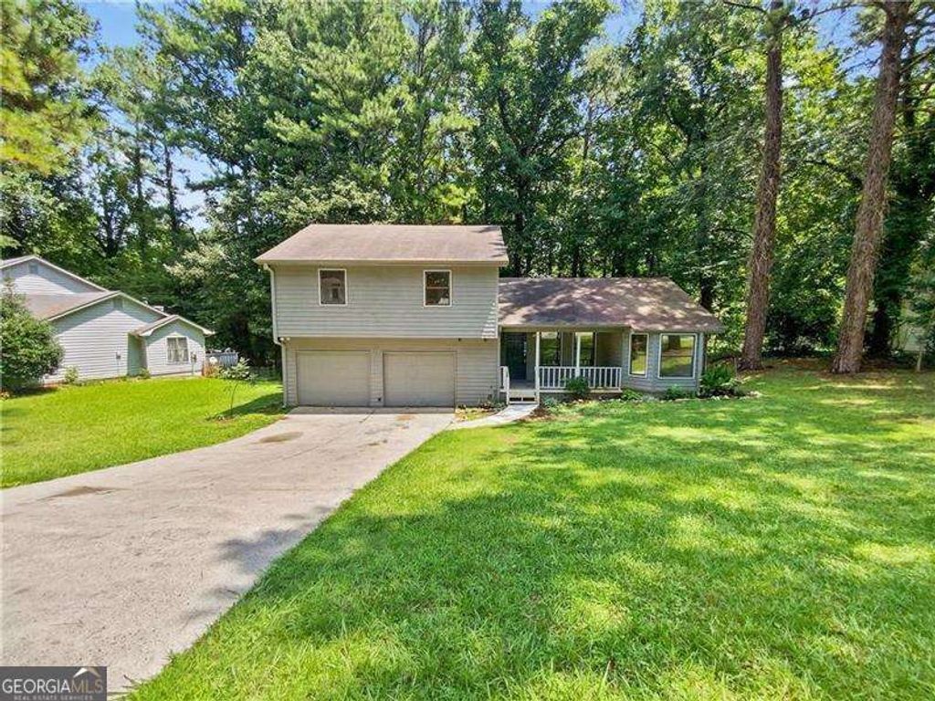 Photo of 4698 Jamerson Creek Drive, Marietta, GA 30066 (MLS # 10683838)