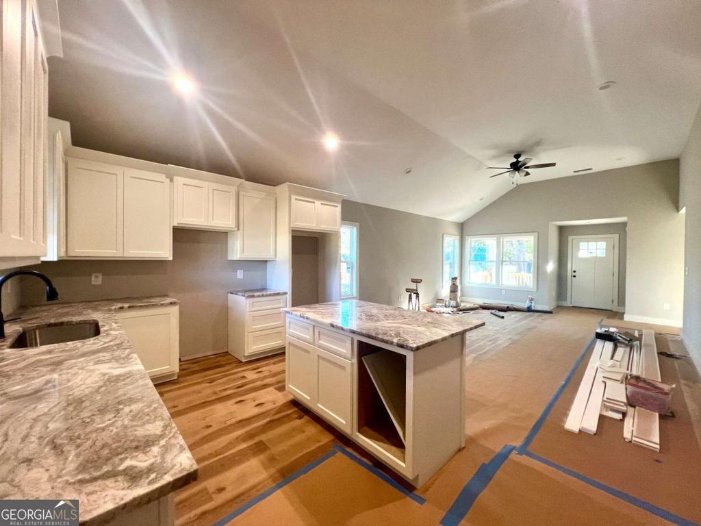 Photo of 125 Laurel Avenue, Comer, GA 30629 (MLS # 10650167)