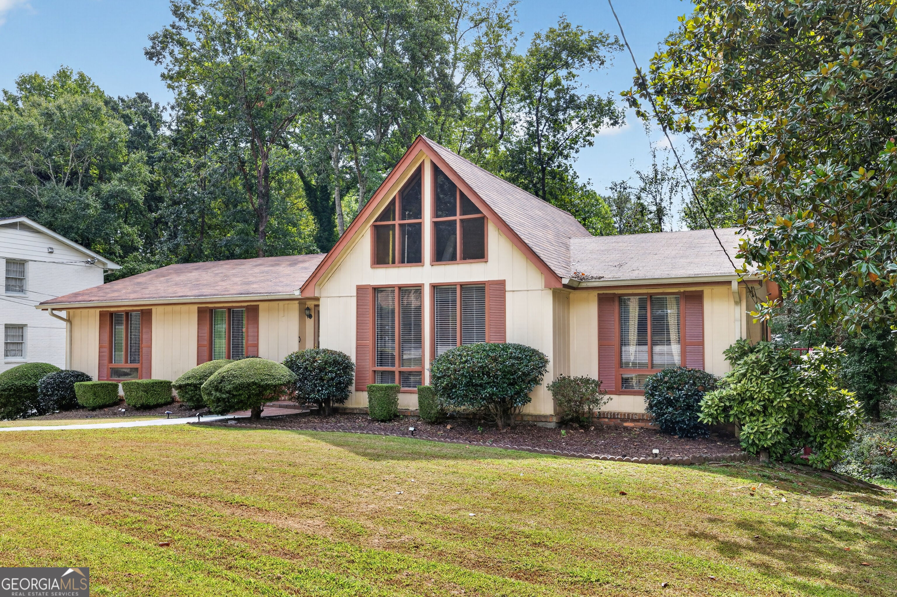 4421 Buckingham CIR