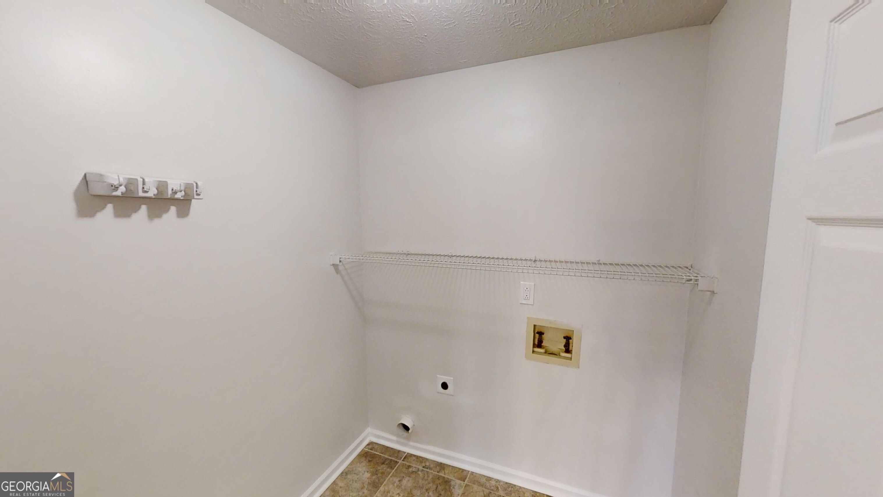 170 Den Ric DR