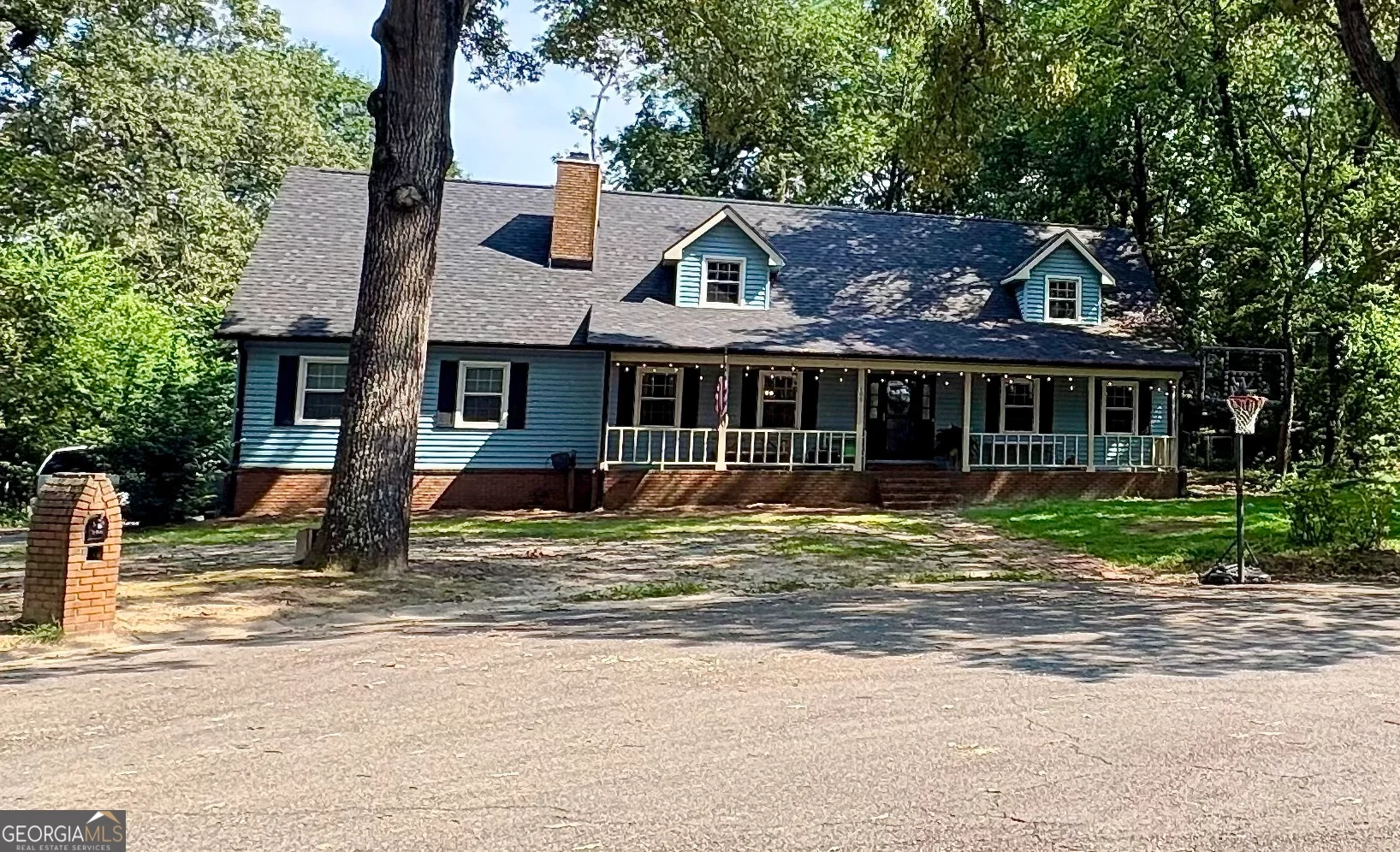 102 Alpine Court