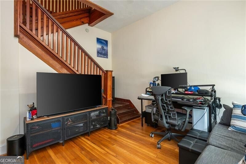 791 Saint Charles AVE NE